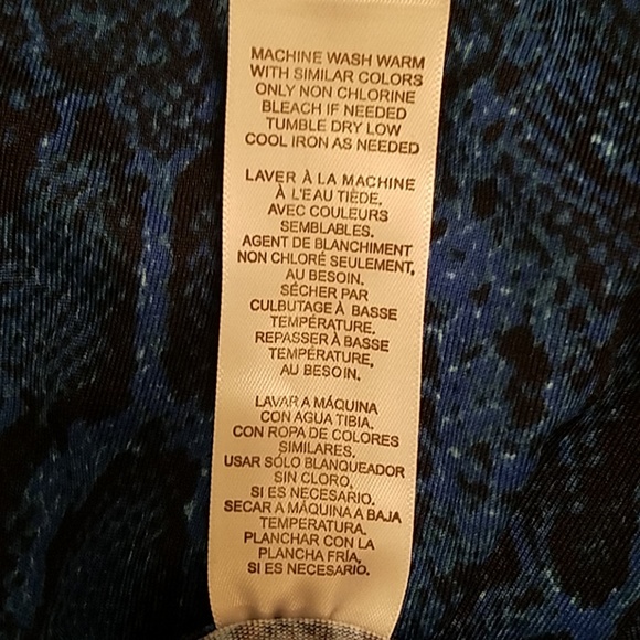 Blue snake skin pattern halter dress - Picture 4 of 6